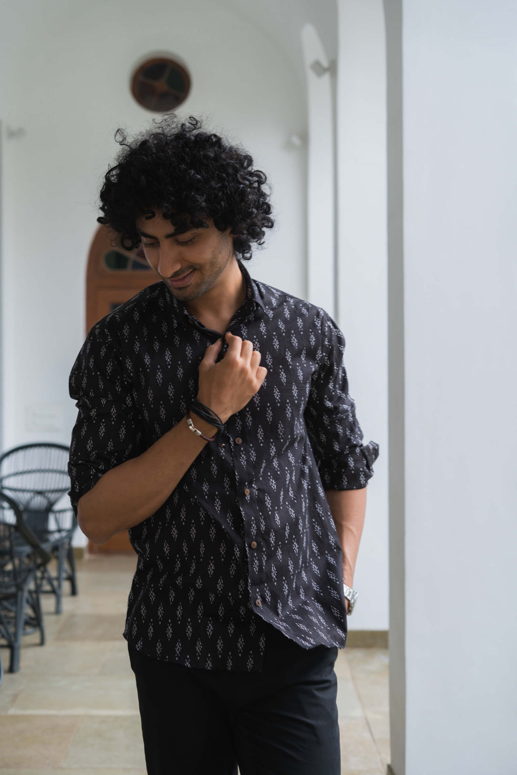black shirt for men
